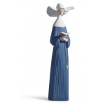 Lladro - Prayerful Moment Nun (Blue)